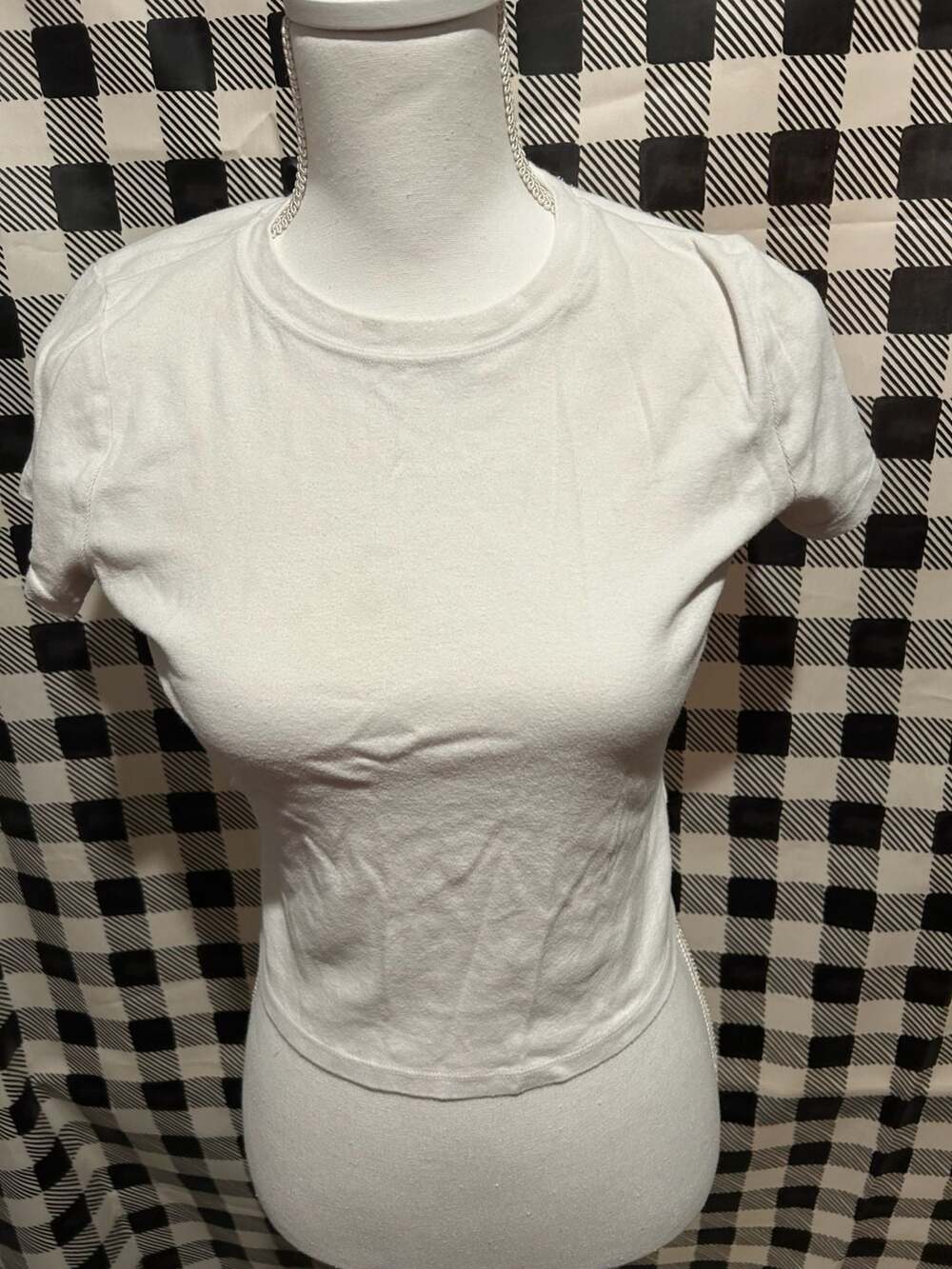 Hollister Women's White Short Sleeve Crew Neck Baby Tee Size Medium